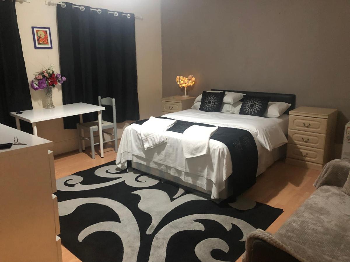 Oyo 94 Bricklane Studio Flats Hotell London Eksteriør bilde