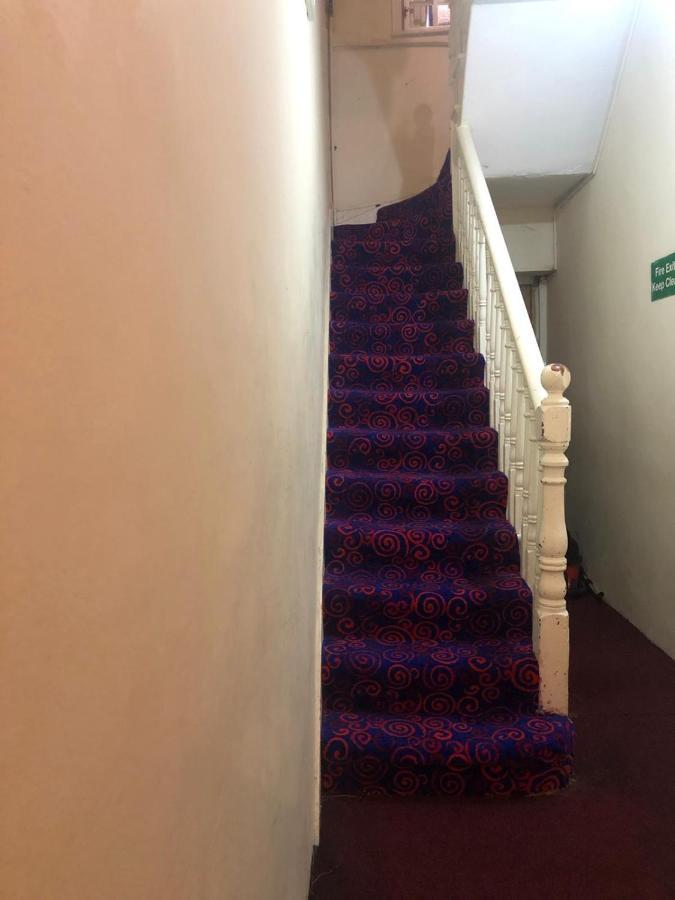 Oyo 94 Bricklane Studio Flats Hotell London Eksteriør bilde